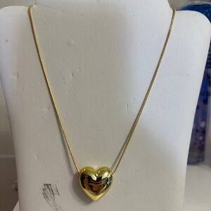Elegant‎ Gold Heart Necklace